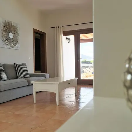 Papagayo 107 Playa Blanca With Private Heated Pool Air Conditioning Wifi Yaiza (Lanzarote)
